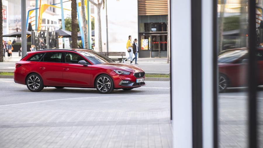  Seat Leon Sportstourer FR 2020 года  (WW) (фото 18 из 29)